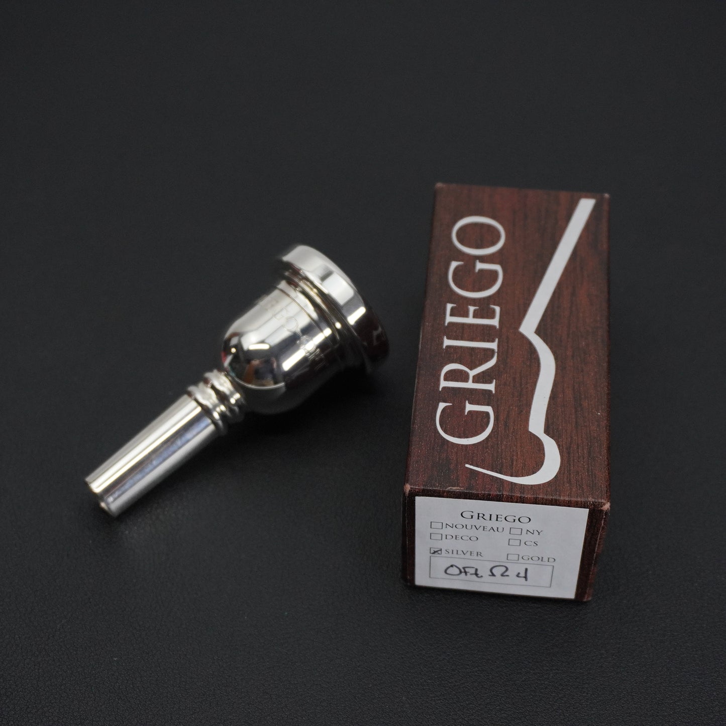 GRIEGO Oft Ω4 SP テナートロンボーン用マウスピース 刻印部分