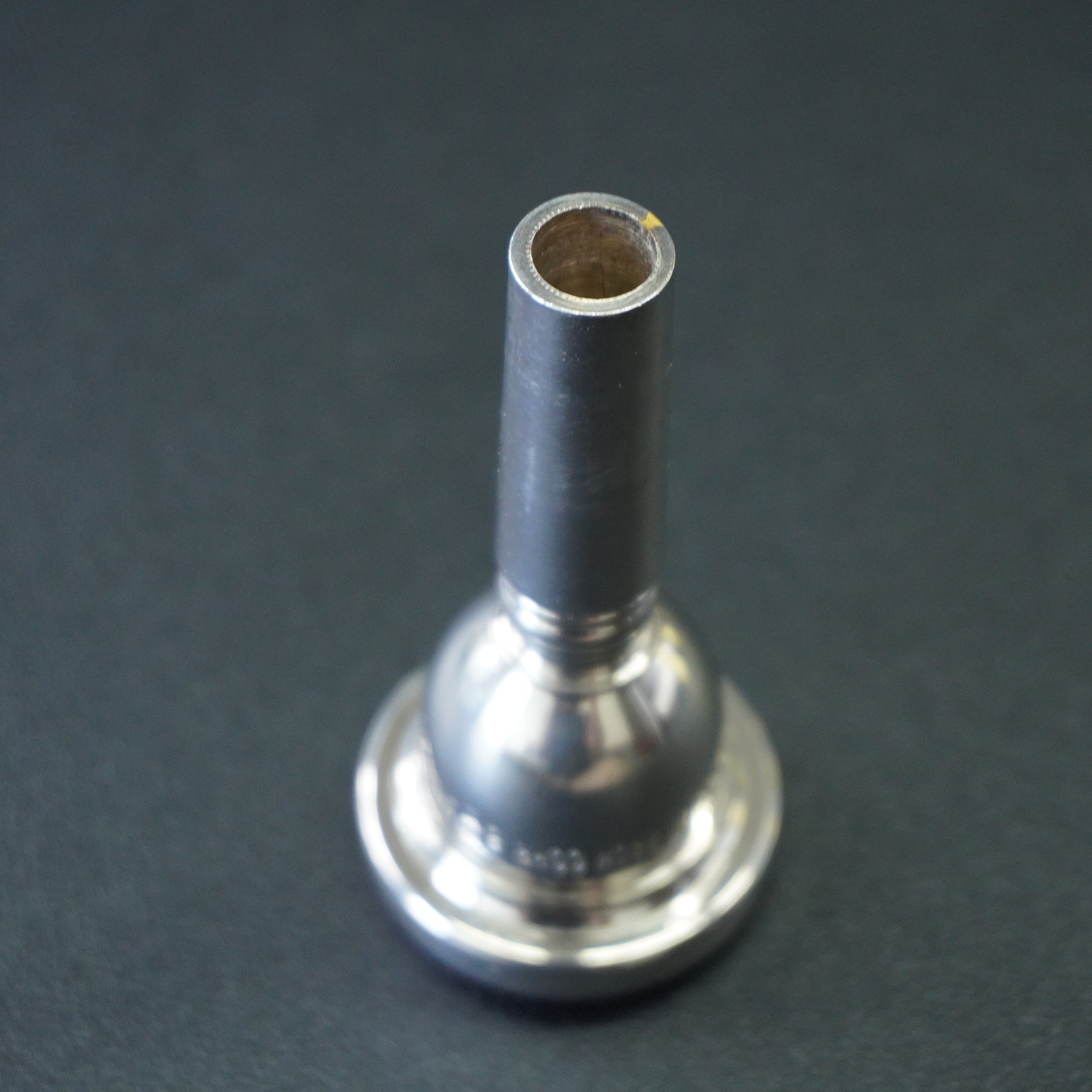 BACH CORP. 6-1/2 A マウスピース　 太管(管理番号105) 中古品】Bach corp.6-1/2AM テナートロンボーン用マウスピース（太管