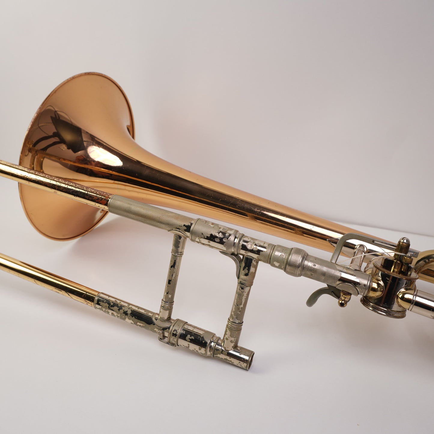 【中古品】希少 エルクハート期 C.G.CONN 88H テナーバストロンボーン ローズブラスベル ヴィンテージ メンテ済 MBケース付