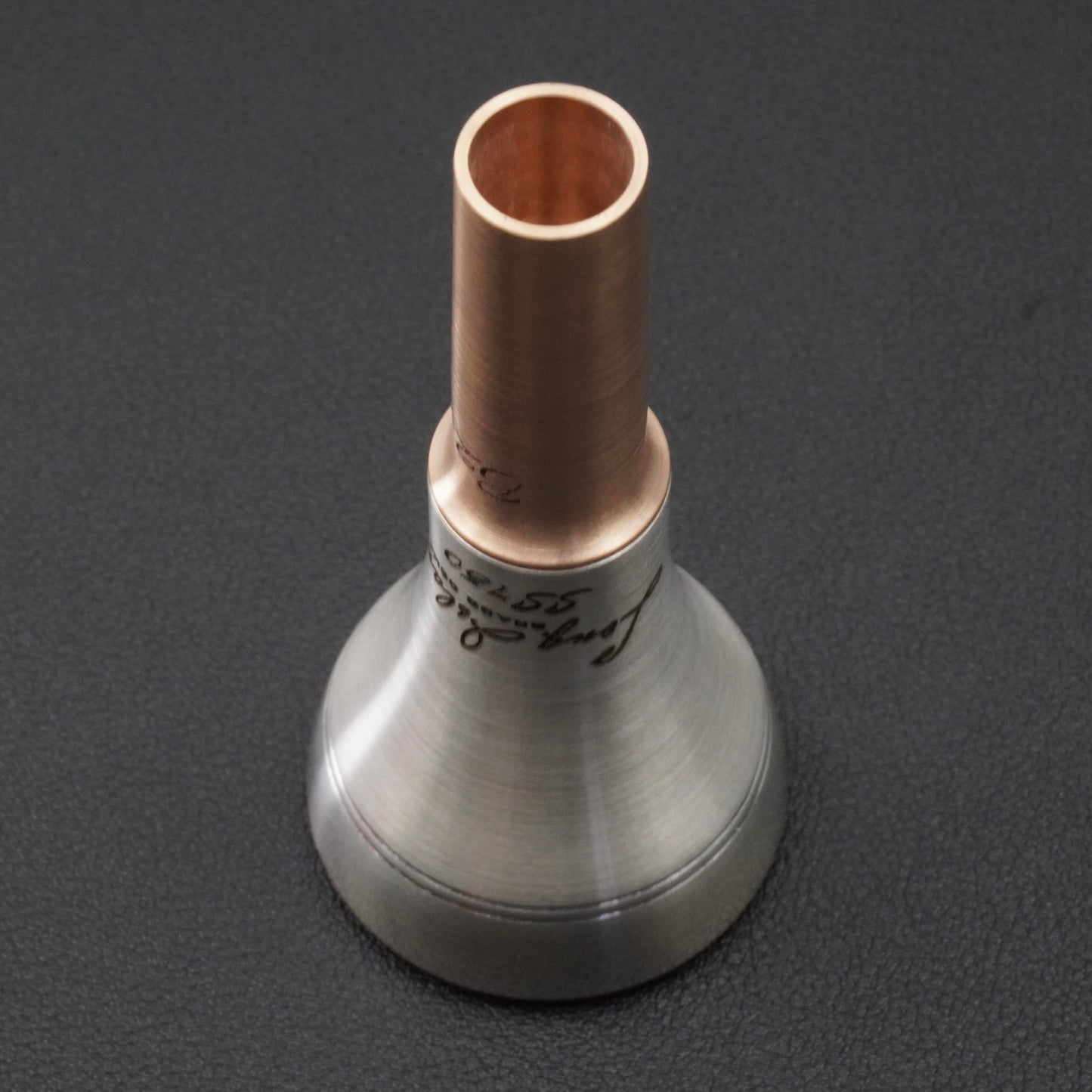 Long Island Brass Symphonic バストロンボーン用マウスピース 新品 細部